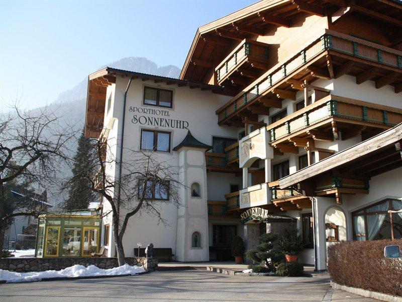 Hotel Sonnenuhr Крамзах Экстерьер фото